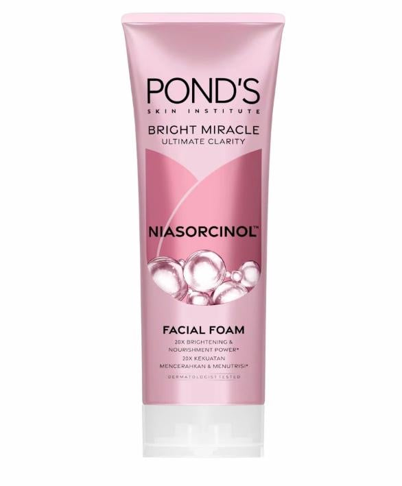 POND'S Bright Miracle
Ultimate Clarity
NIASORCINOL Facial Foam
50g
20X BRIGHTENING &
NOURISHING POWER
(TUBE)