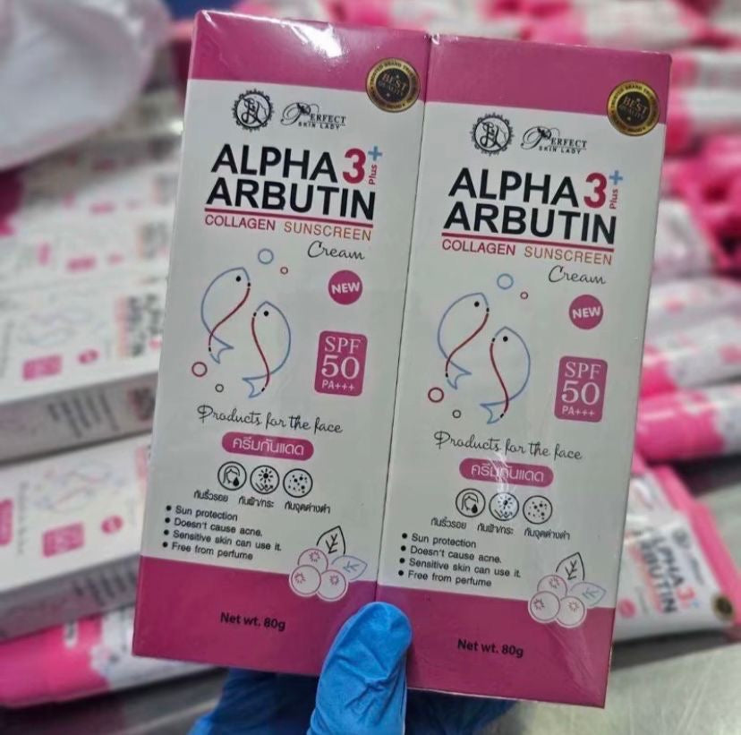 Perfect Skin Lady Alpha Arbutin 3Plus+
Collagen CC Sunscreen Body Lotion
SPF50 PA++ 300ml.
Waterproof UVB/UVA